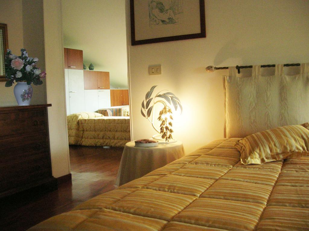 מונקאליירי B&B Anna חדר תמונה